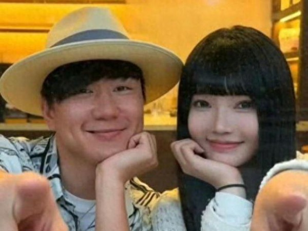 相差21岁！林俊杰低调宠妻两年，全家赴美撑腰，彻底粉碎分手谣言