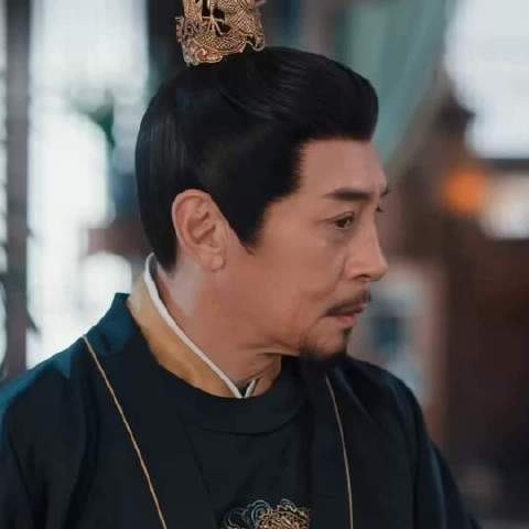 老宅燃起烈焰,谁见了不心头一颤?