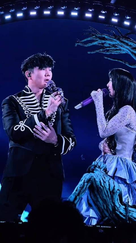 蔡依林说林俊杰缘分已经小心翼翼了蔡姐的冲浪速度也是一级快