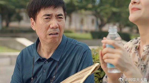 胡可范明合谋给杨洋介绍对象，觉得他可怜，着急他成家！