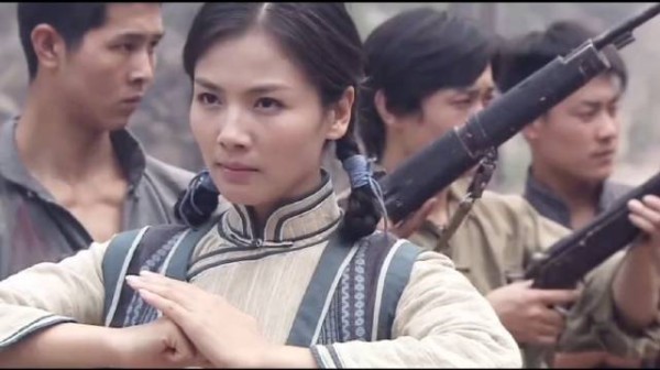 这部电视剧是刘涛主演的啊,剧中还有“三德子”刘涛什么时候也演过抗日剧啊!