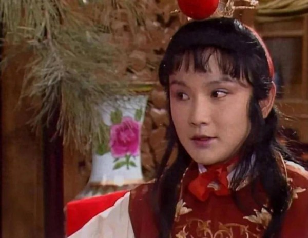 恍惚之中忽然觉得，贾宝玉莫非是个女孩？