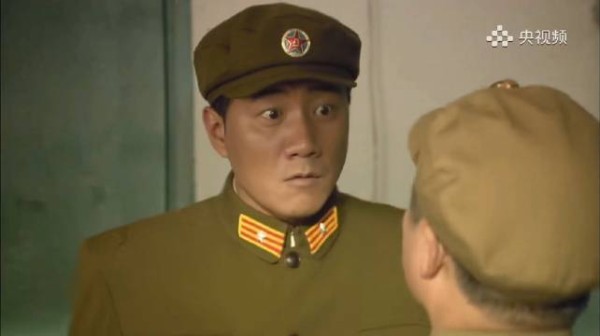 金婚风雨情：室友见色起意看上了舒曼，要和耿直抢人，完全不管他俩通信六年