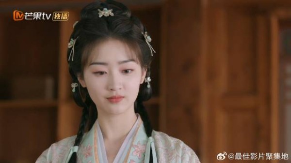 夫人邀请颜六娘泡药浴 颜六娘看到她背后图腾,秒懂不简单