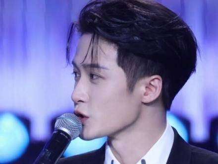 阿亓，你闪耀得无可替代