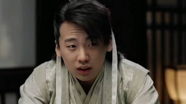 “有多少人喜欢范思哲，又喜欢他的算账能力”