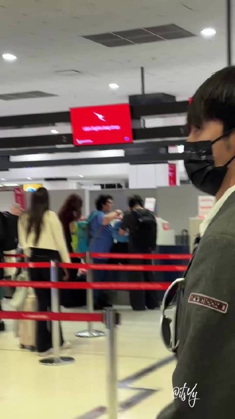 于适罕见的顺毛造型
