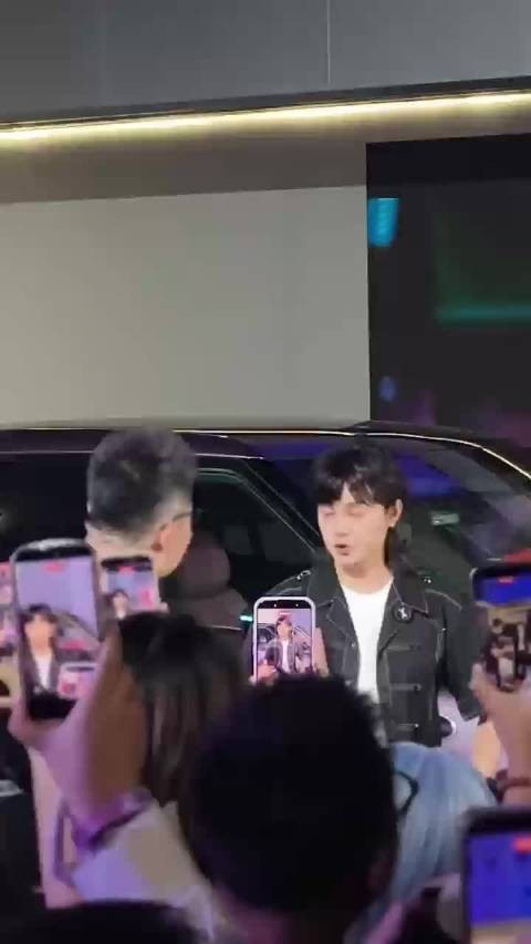 尹正真来小鹏 G9L 发布会现场了!