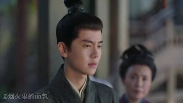 许兰香身上的韧劲太有魅力,也难怪大爷慢慢动心,眼神里藏着压不住的在意