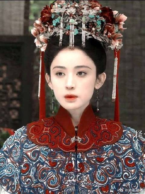 像极了女尊文里——女皇选妃