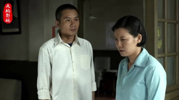 父母爱情:十年后才懂,老丁明明看不上德华,婚后为何难舍难分