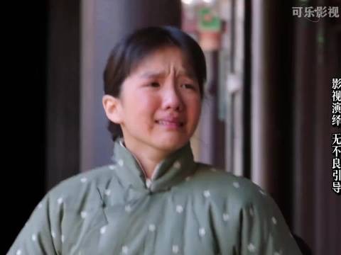 张首芳拿着锅铲就出来了喊话父亲再打弟弟敲碎他脑袋