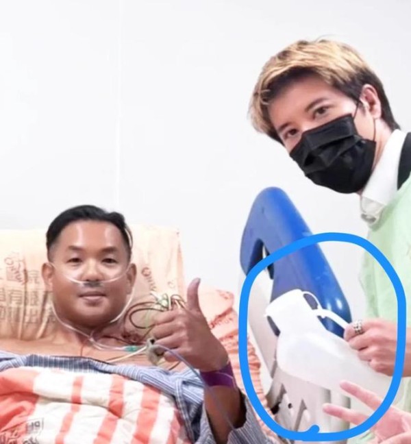 王力宏医院探望陈建州,病房合影帮黑人拿尿壶,范玮琪紧握黑人手