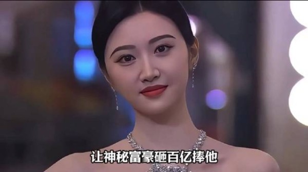 百亿强捧都不红的景甜,为何“金主”跑了反而爆了?