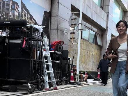 小秦氏满心欢喜地结束了一天的工作！ 知否 小秦氏