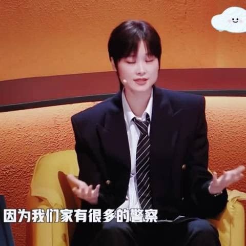 李宇春回归脱友,表演新歌下周五总决赛
