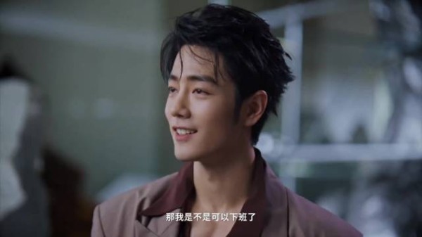 肖战采访谈小城良方与十日终焉新角色