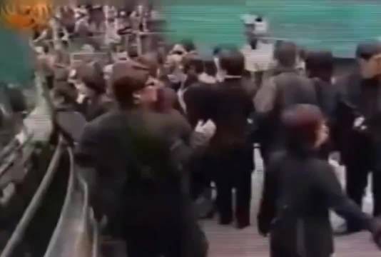 其实谢霆锋在张国荣葬礼一直对王菲在求复合