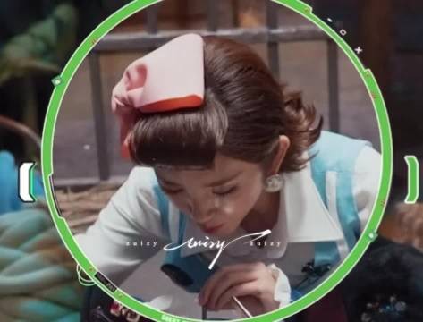 谁懂张真源这波反差,黑暗环境里主动请缨走第一个,看着十分勇猛…