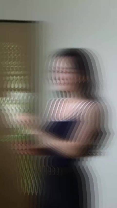 杨幂最新雅诗兰黛宣传片，充分展现了幂幂的健身成果
