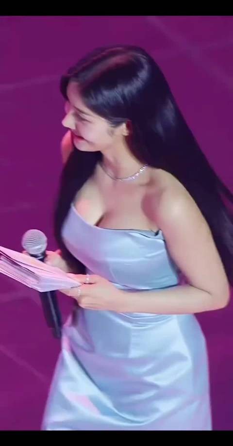 第一排看权恩妃是何感觉？世间竟有如此美丽