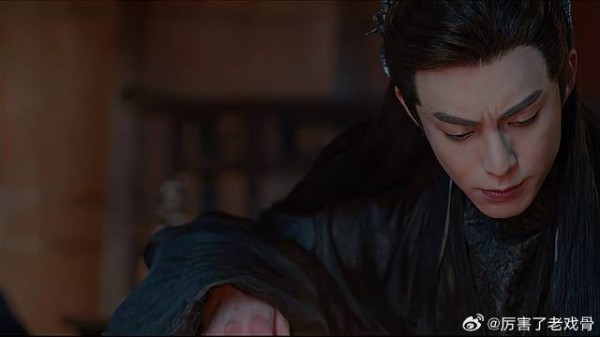 为养活小兰花 需用无根之水浇灌,东方青苍:笑话!