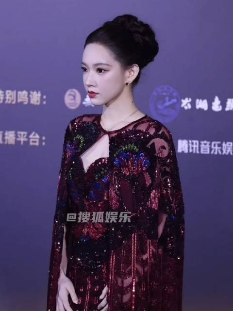 程潇掌管生图的神， 每次出现都让人眼前一亮！