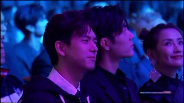 尖叫夜盛典盼肖战李现同框，檀健次等明星登场