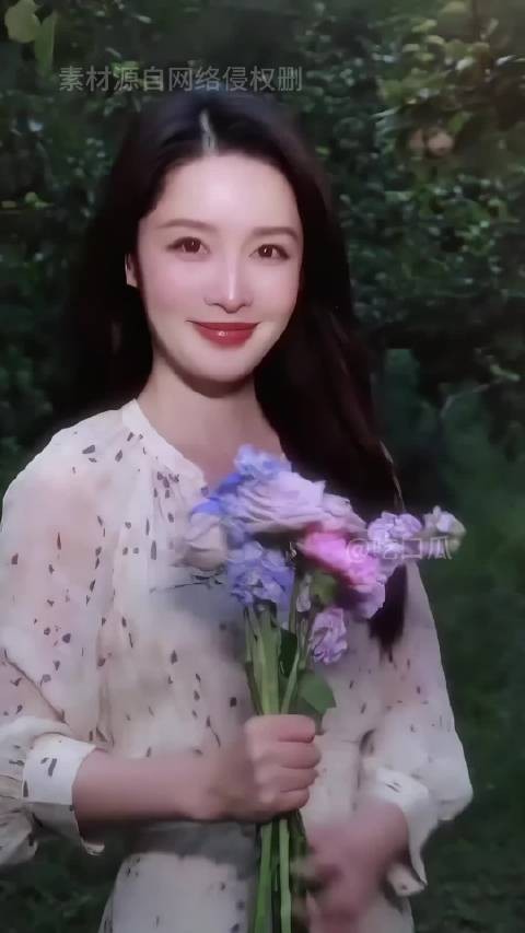李沁综艺细节展露分寸感，规矩源自家教