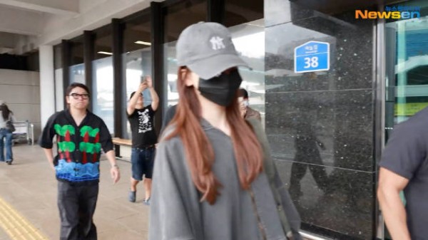 260924 Newsen更新韩国到达视频