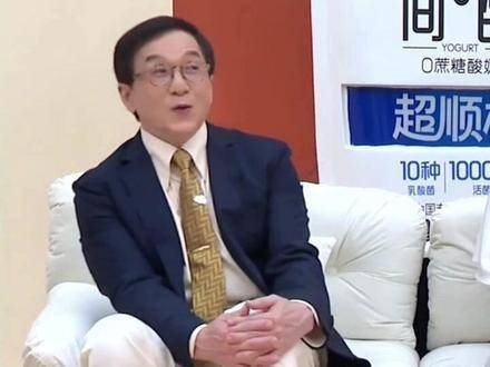 开演唱会必定座无虚席！