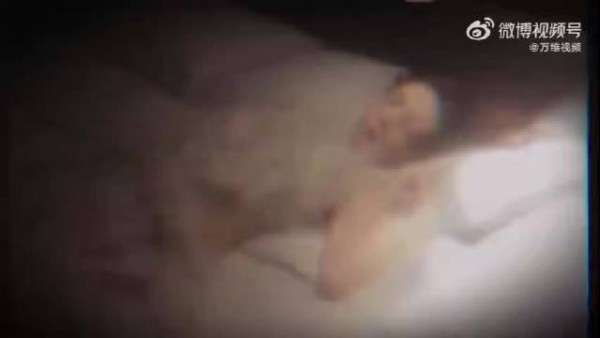 宋妍霏用梅倩仪做导演,这俩凑一块的化学反应绝了,我直接笑到停不下来