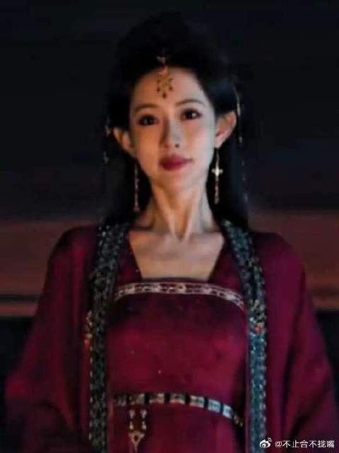 蔷薇青竹,扶摇直尚