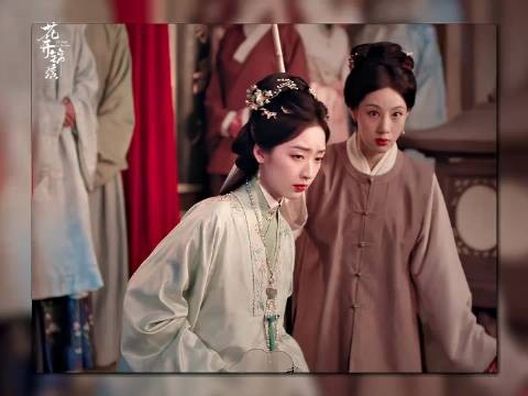 「对视是人类不带情欲的精神接吻」还没说破，目光已经交缠了好几回