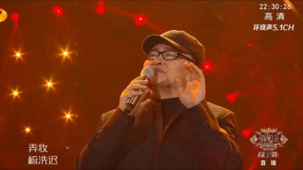 后知后觉地发现，《甄嬛传》片尾曲《凤凰于飞》的词曲唱，全是刘欢一个人…