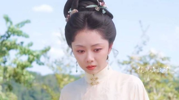 林锦岐猜出兰香的身份带她去祭拜沈家人的坟墓！