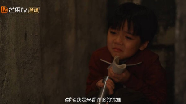 栋哲惹筱婷生气 被图南疏远独自上厕所,下秒大哭小表情太逗