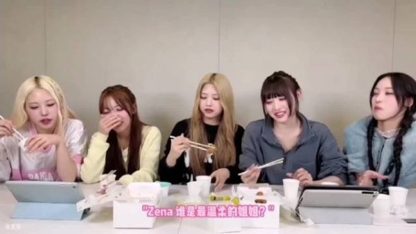 鼠好可爱又选minami了 34争好姐姐期间这个woni一直在陶醉于炸鸡…