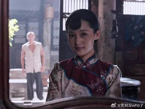 黑娃第一次和田小娥近距离接触,两人产生感情