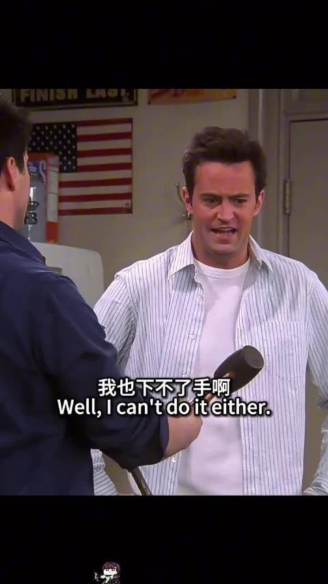 莫妮卡徒手拆桌球台，解救被困小鸡