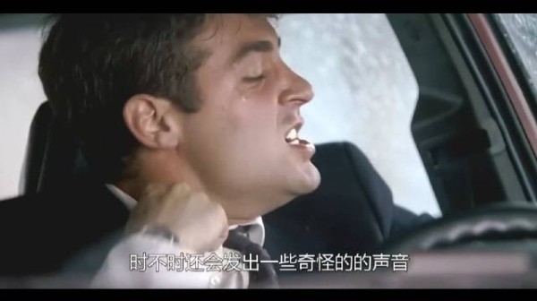 身体抽搐发出怪叫，男孩遇到了最好的妈妈、老师和学生
