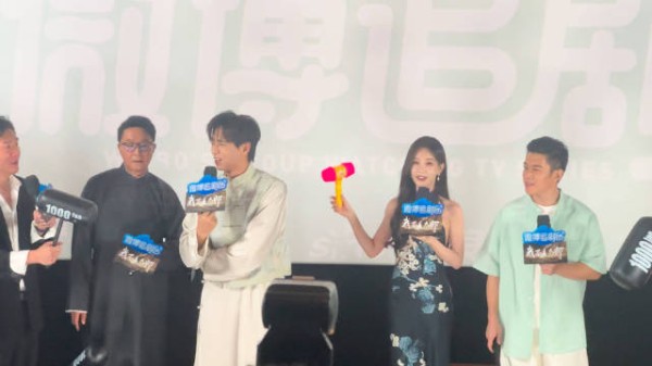 我的评分： 我笑死了，这个李现被挨打了还这么高兴