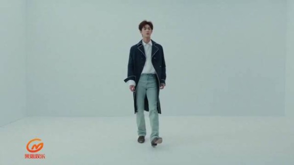 李昀锐Dior大秀直播cut:是迪奥小王子!