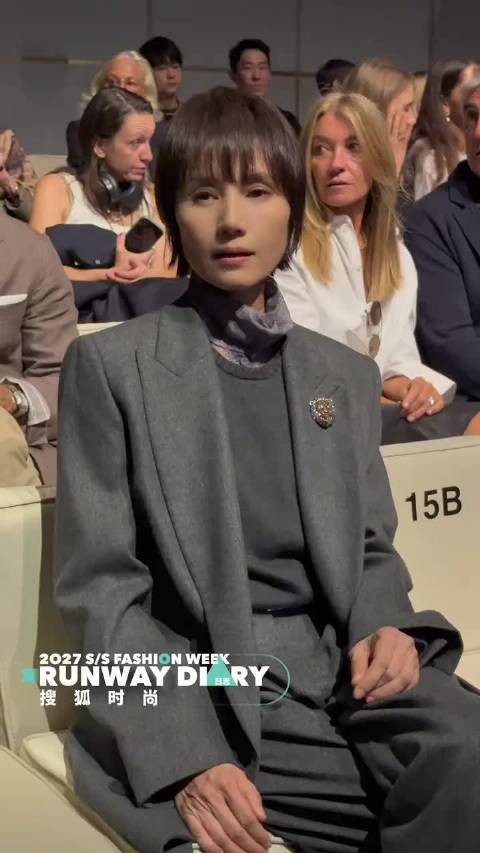 袁泉最新状态瘦脱相,面相苦感明显