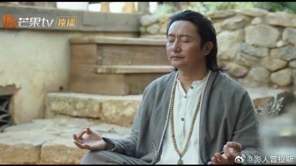 众人离去,马爷直呼终于清净,与小猫可爱互动