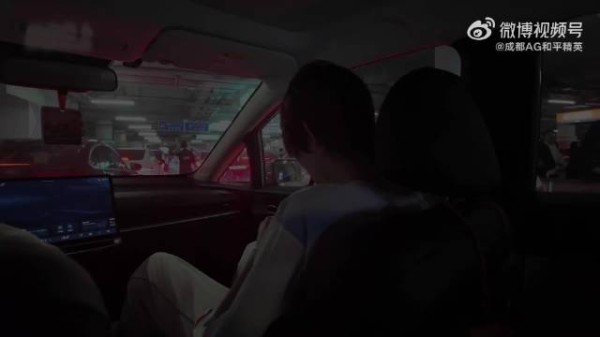 好善良的小子枫 我也要这个巧克力