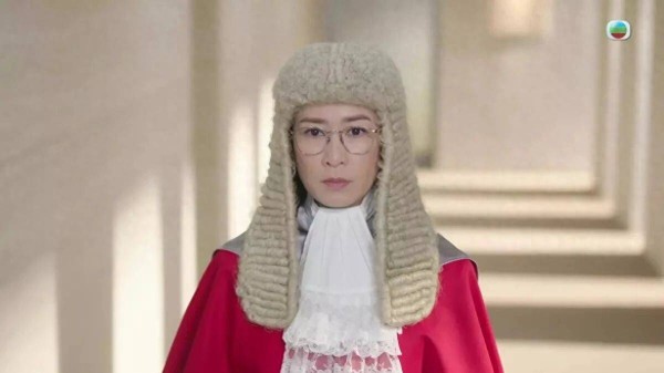 恭喜！佘诗曼凭《正义女神》再获香港最佳女主角，会竞争亚洲视后