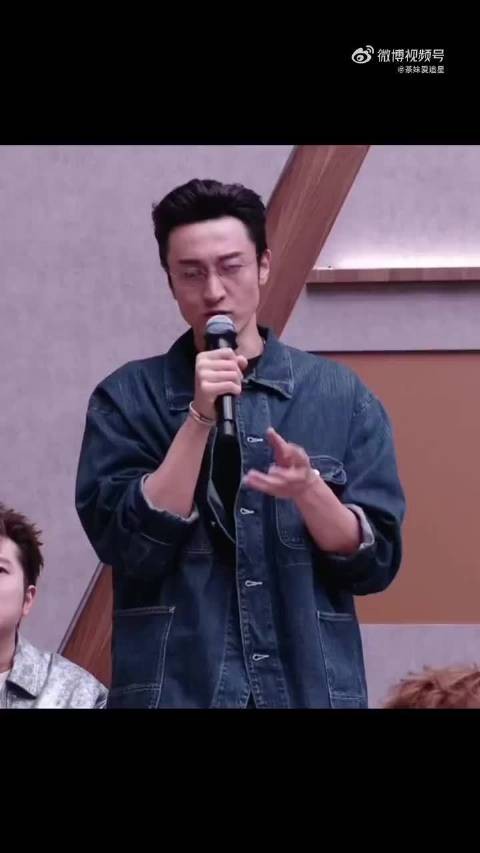 王传君夸人走心细腻，欣赏曾辉米卡