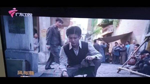 任嘉伦把恐惧演绎的很好 这段顶着抢的恐惧封神 害怕到浑身发抖 吓亖了