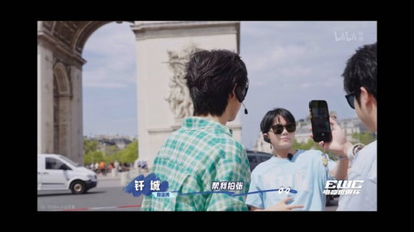 谁能告诉我这个闹麻了的人自拍了那么长时间成片有几张